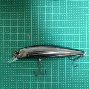 レアリス ジャークベイト 100F