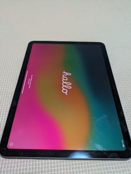 iPad Air 第4世代 64GB MYFM2J/A Wi-Fiモデル