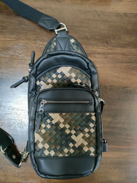 【THE SHOP TK】ボディバッグ 編み込みデザイン
