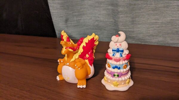【希少】ポケモンキッズ リザードン マホイップ キョダイマックス 指人形 2種セット フィギュア ポケットモンスター