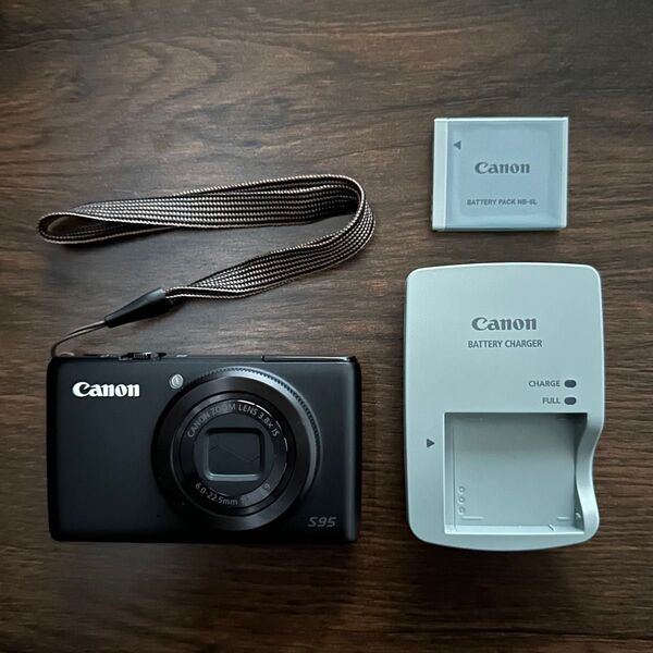 Canon PowerShot S95 キャノンデジタルカメラ
