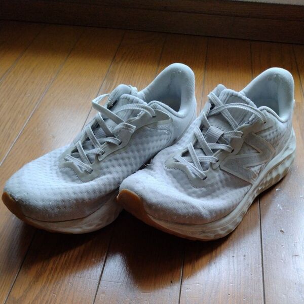 24.5 ニューバランス スニーカー シューズ ランニングシューズ NEWBALANCE NB