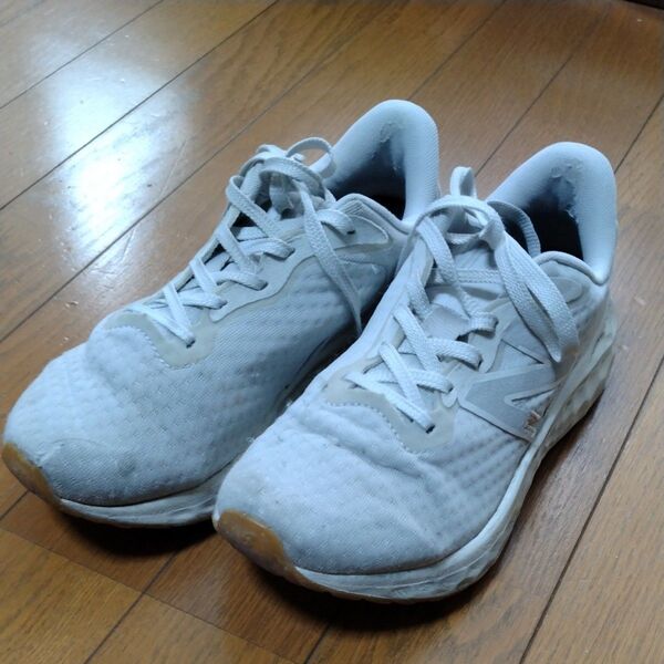 24.5 ニューバランス スニーカー シューズ ランニングシューズ NEWBALANCE NB