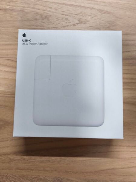 Apple 96W USB-C電源アダプタ