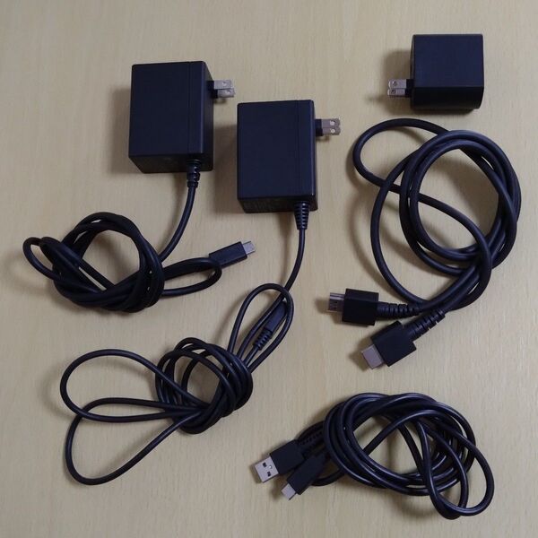 【純正 中古5点】任天堂 ACアダプター Nintendo スイッチ 任天堂 充電器 Switch USBケーブル 等【中古】