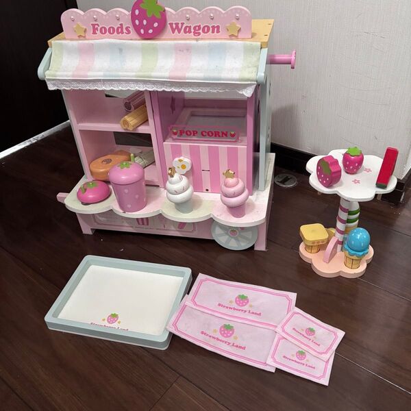 マザーガーデンお楽しみボックス 2022とYELL Warm Timbers木のアイスタワーのセット