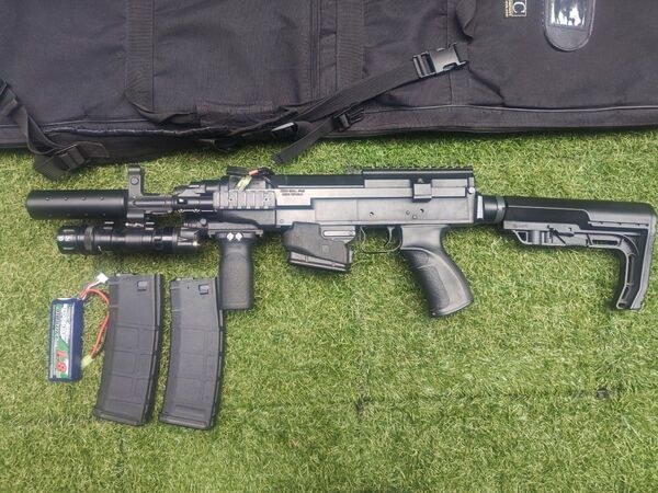 ARES VZ58電動ガンダフルセクタープリコックカスタム ブラック サバゲー