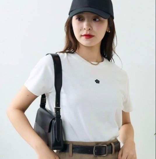 MARY QUANT×PUBLUXマリークワント ワンポイント刺繍ロゴTシャツ マリクワ