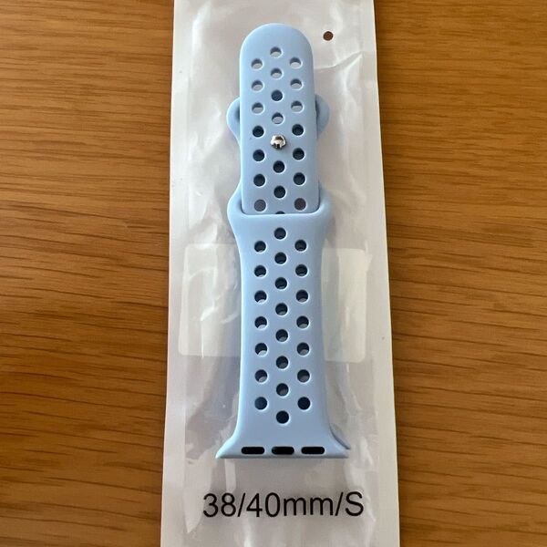 アップルウォッチ用 Apple Watch用 バンド 腕時計ベルト シリコン ライトブルー くすみブルー 交換 38/40mm