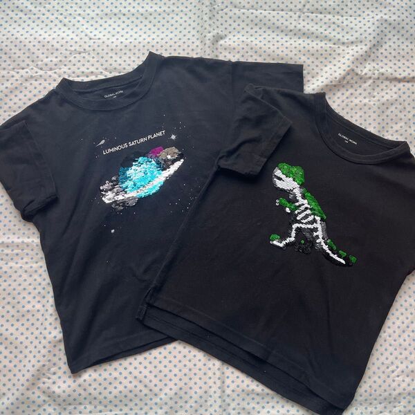 キッズ 半袖Tシャツ リバーシブルスパンコール 宇宙 恐竜 2枚セット 130 黒