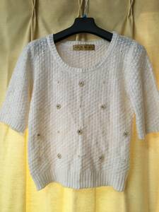 USED beautiful goods *CECLL Mc BEE pearl. with flower white. pattern braided 5 minute height tops size M