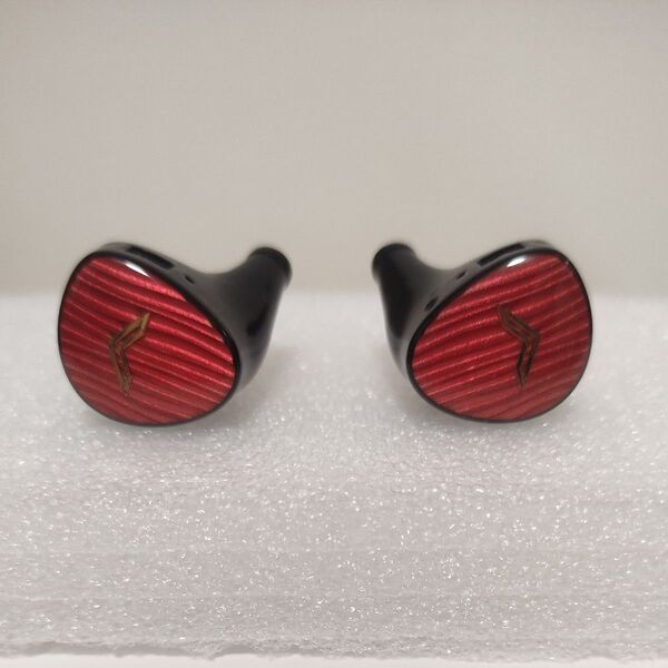 AUR AUDIO Astra 【ケーブル無し品】