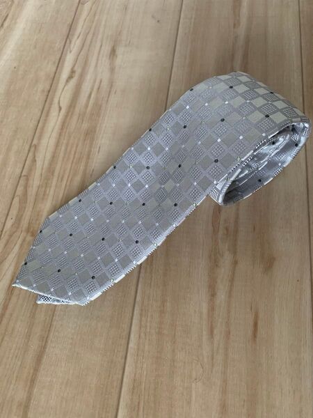 正規品 a.v.v ネクタイ 未使用