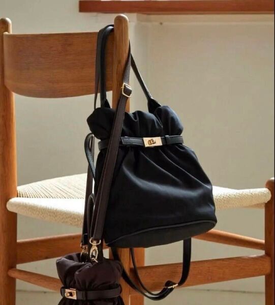 Aresense 2way ショルダーバッグ 巾着 ナイロン 黒 beaure