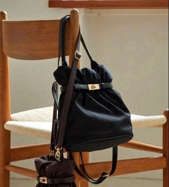 Aresense 2way ショルダーバッグ 巾着 ナイロン 黒 beaure