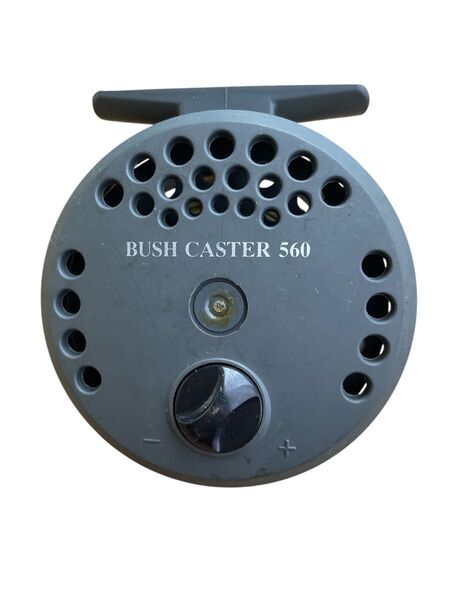 bush caster 560 フライリール