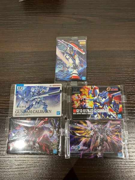 ガンプラパッケージアートグミ ホログラム5種 セット!