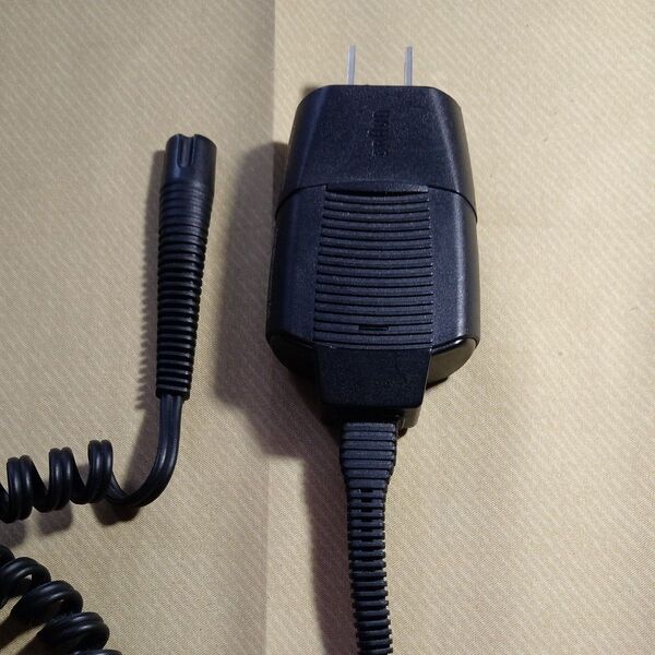 BRAUN ブラウン Type5497 ACアダプター通電チェック済