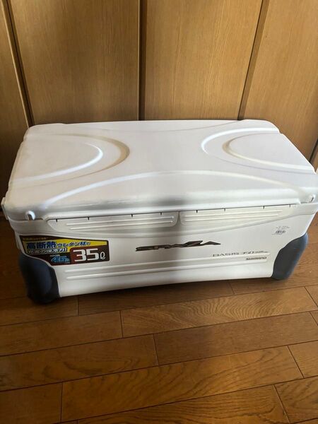 シマノ クーラーボックス 35リットル スペーザ ベイシス SHIMANO