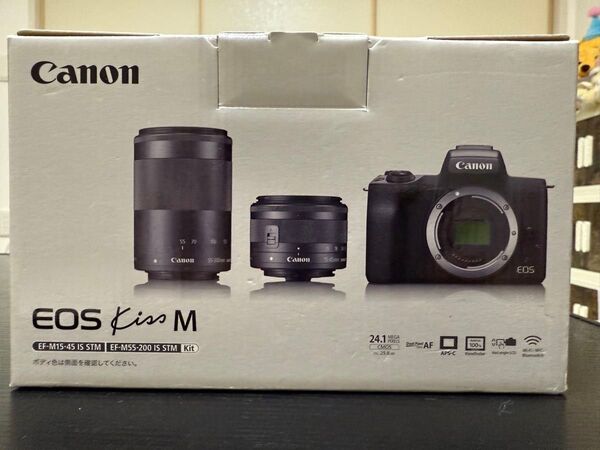 Canon ミラーレス一眼カメラ EOS Kiss M ダブルズームキット ホワイト