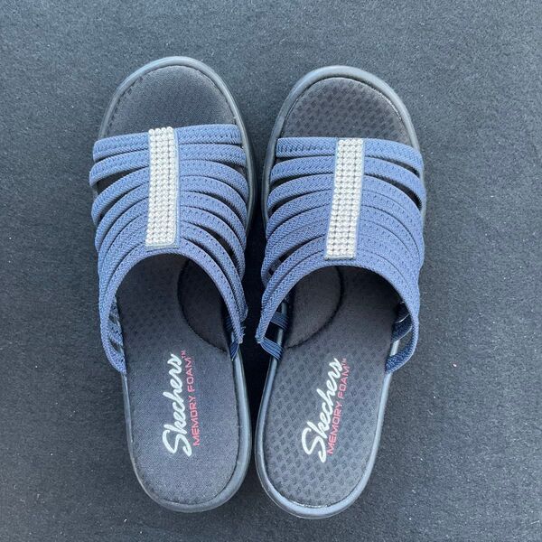 Skechers レディース サンダル ネイビー ラインストーン US 8 /CM 25