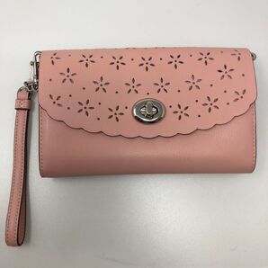 COACH ショルダーバッグ ピンク レザー 花柄 パンチング 新品F58072