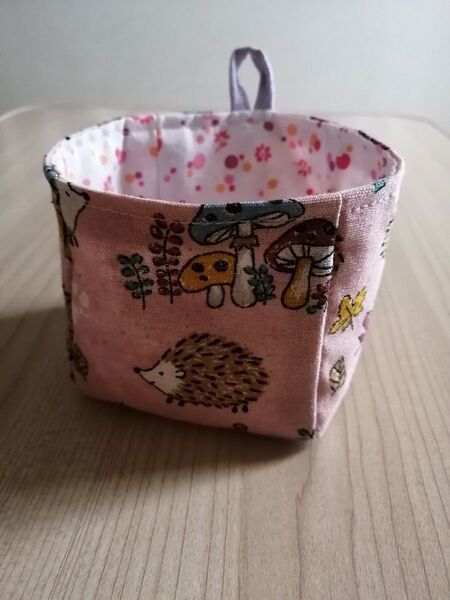 ハンドメイド 布小物入れ ピンク系
