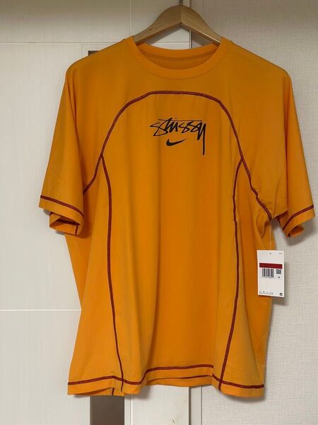 NIKE × Stussy コラボ Tシャツ オレンジ 新品未使用 タグ付き L