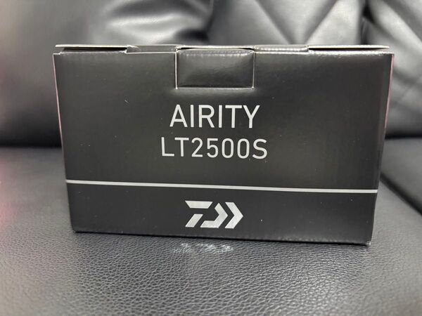 新品未使用!早い者勝ち!ダイワ(DAIWA) スピニングリール 23 AIRITY エアリティ LT2500S