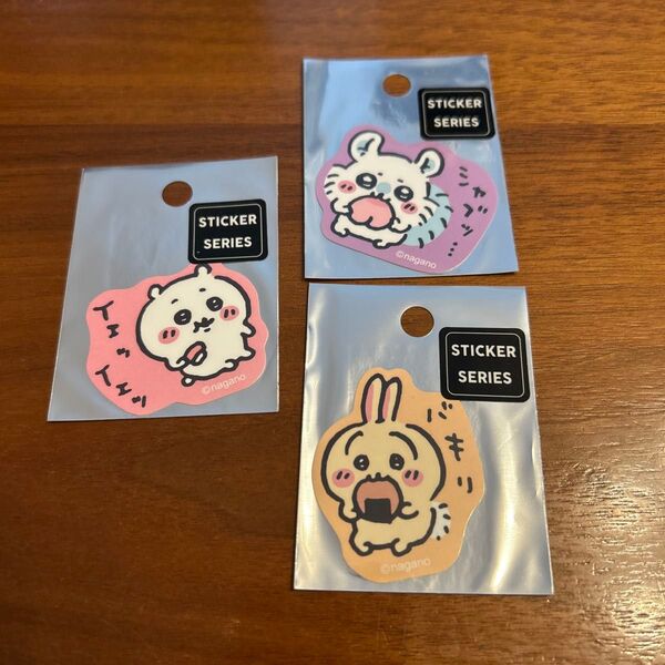 ナガノキャラクターズ スマホに貼れるサイズのプチステッカー食べ食べちいかわ うさぎ モモンガ