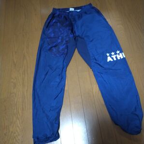 程度抜群 ATHLETA カモ柄 Design 機能性 ウインドパンツ トレーニングウェア