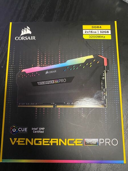 CORSAIR VENGEANCE RGB PRO DDR4 32GB (2x16GB)
