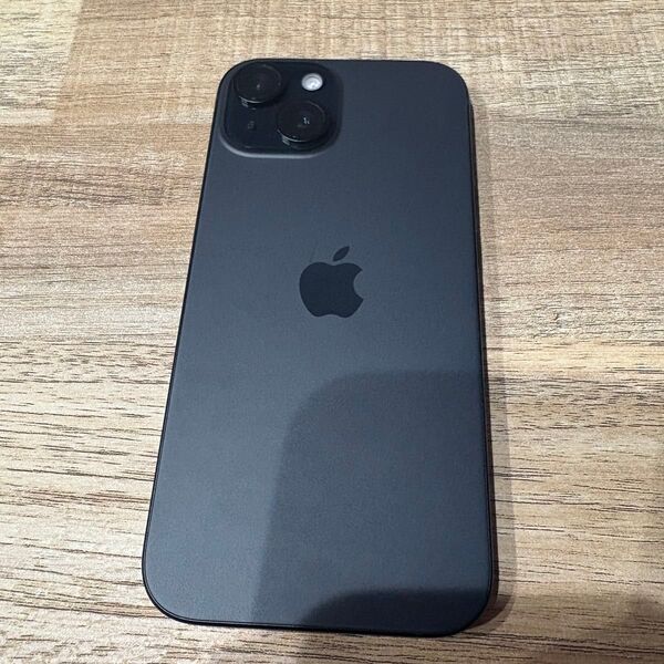 iPhone 15 SIMフリー