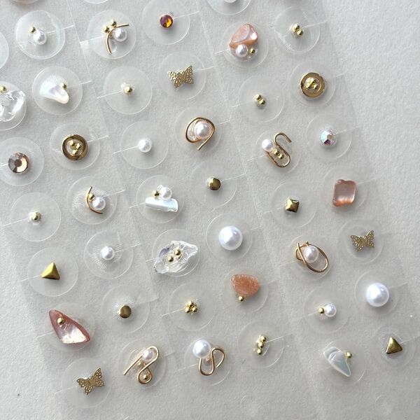 耳つぼジュエリー 耳つぼシール 耳つぼアクセサリー 金粒 60粒 金属アレルギー対応 ステンレス ダイエット バタフライ 蝶々