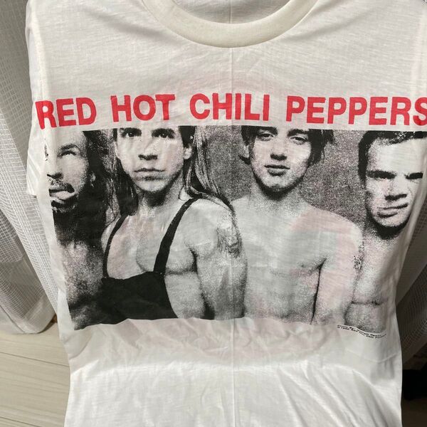 Red Hot Chili Peppers バンドTシャツ
