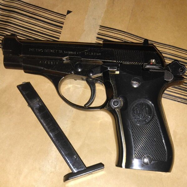 MARUSHIN製 PIETRO BERETTA M84 ガスガン ブラック系 固定スライド ガス漏れ無し