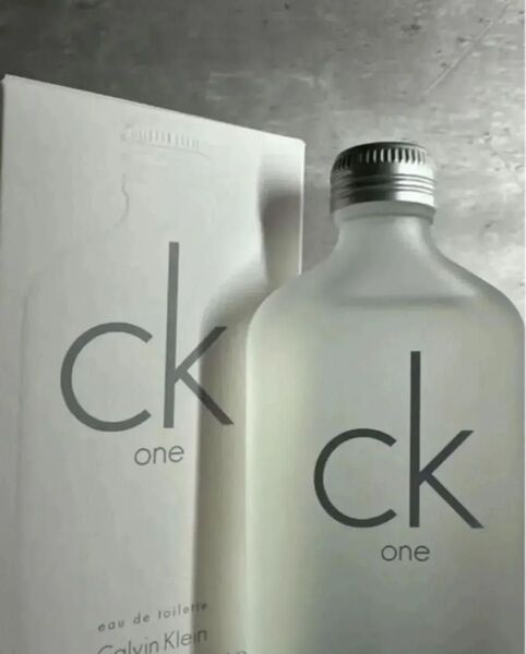 カルバンクライン シーケーワン Calvin Klein オードトワレ 香水
