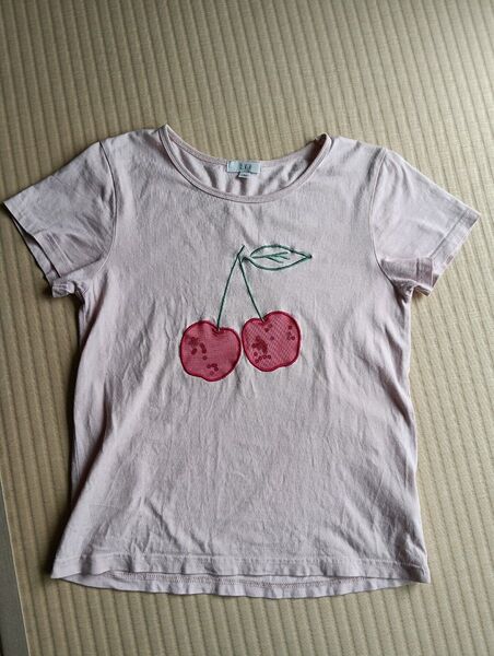 a.v.v さくらんぼ刺繍入り Tシャツ ピンク 150cm
