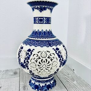 ビンテージ花びん、インテリア装飾品、 置物 花器 壺 旧家収蔵 陶磁器 青花 アンティーク 花瓶