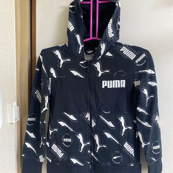 PUMA パーカー 黒 UK13-14Y
