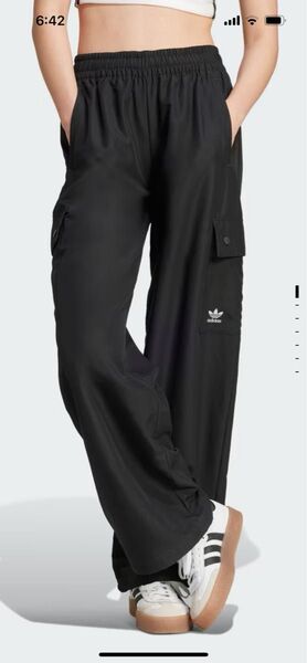 adidas完売品アディダス カーゴパンツ新品 ジョガーパン トラックパンツ ワイドパンツ