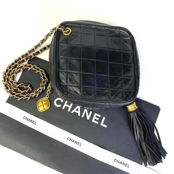 CHANEL シャネル ココマーク フリンジ ラムスキン ショルダーバッグ ブラック A-7817