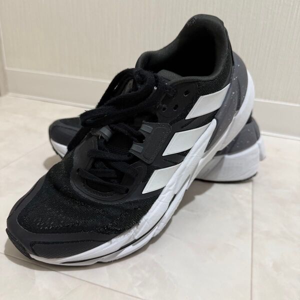 adidas ランニングシューズ 24cm ブラック