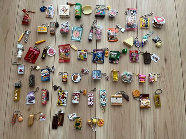 ミニチュア ガチャガチャ キーホルダー まとめ売り