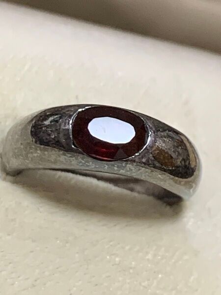 指輪天然石初めからヴィンテージ加工されております生前整理