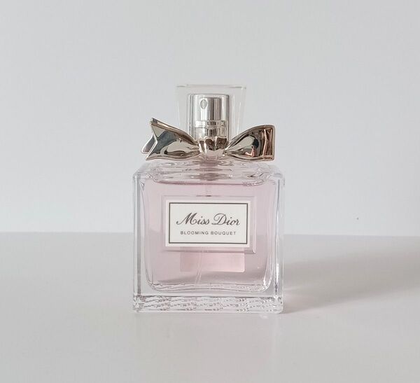 Miss Dior ブルーミングブーケ オードゥトワレ50ml