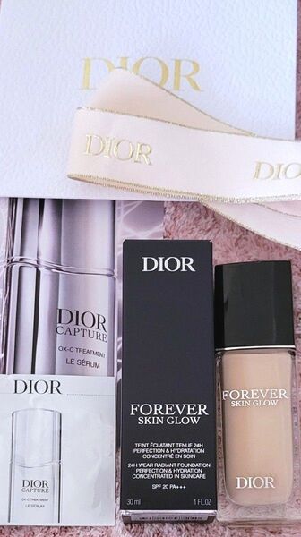 Dior ディオールスキン フォーエヴァー フルイドグロウ 1N リキッドファンデーション