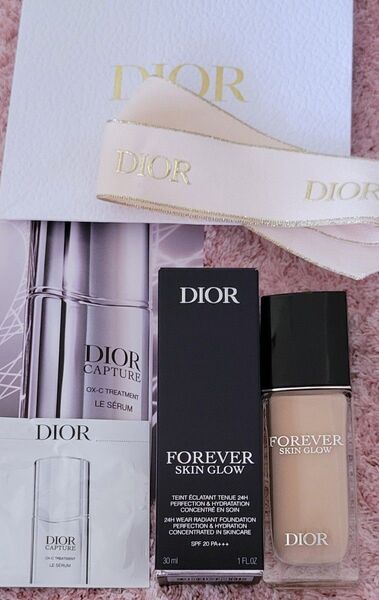 美品 Dior ディオールスキン フォーエヴァー フルイドグロウ リキッドファンデーション 2N