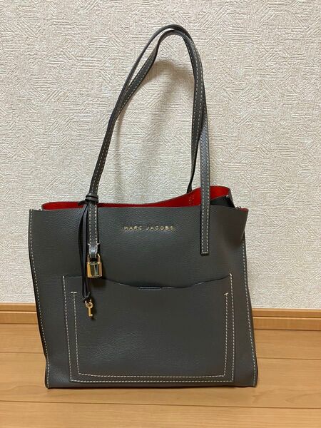 マークジェイコブス グラインド トートバッグ マークバイマークジェイコブス