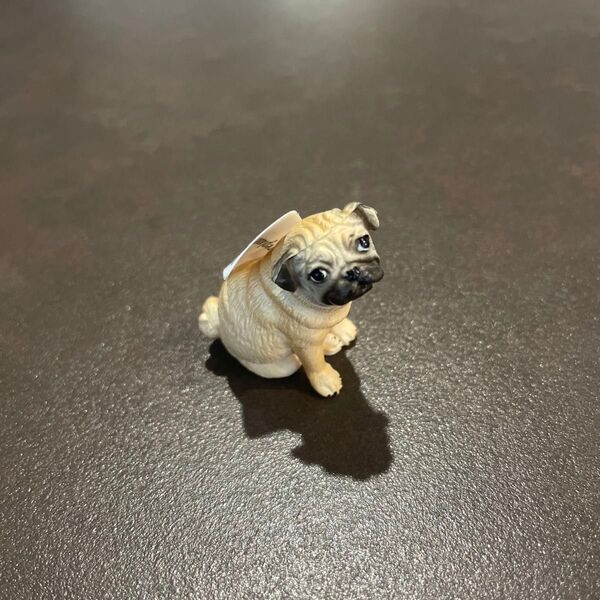 ミニチュアプラネット パグ